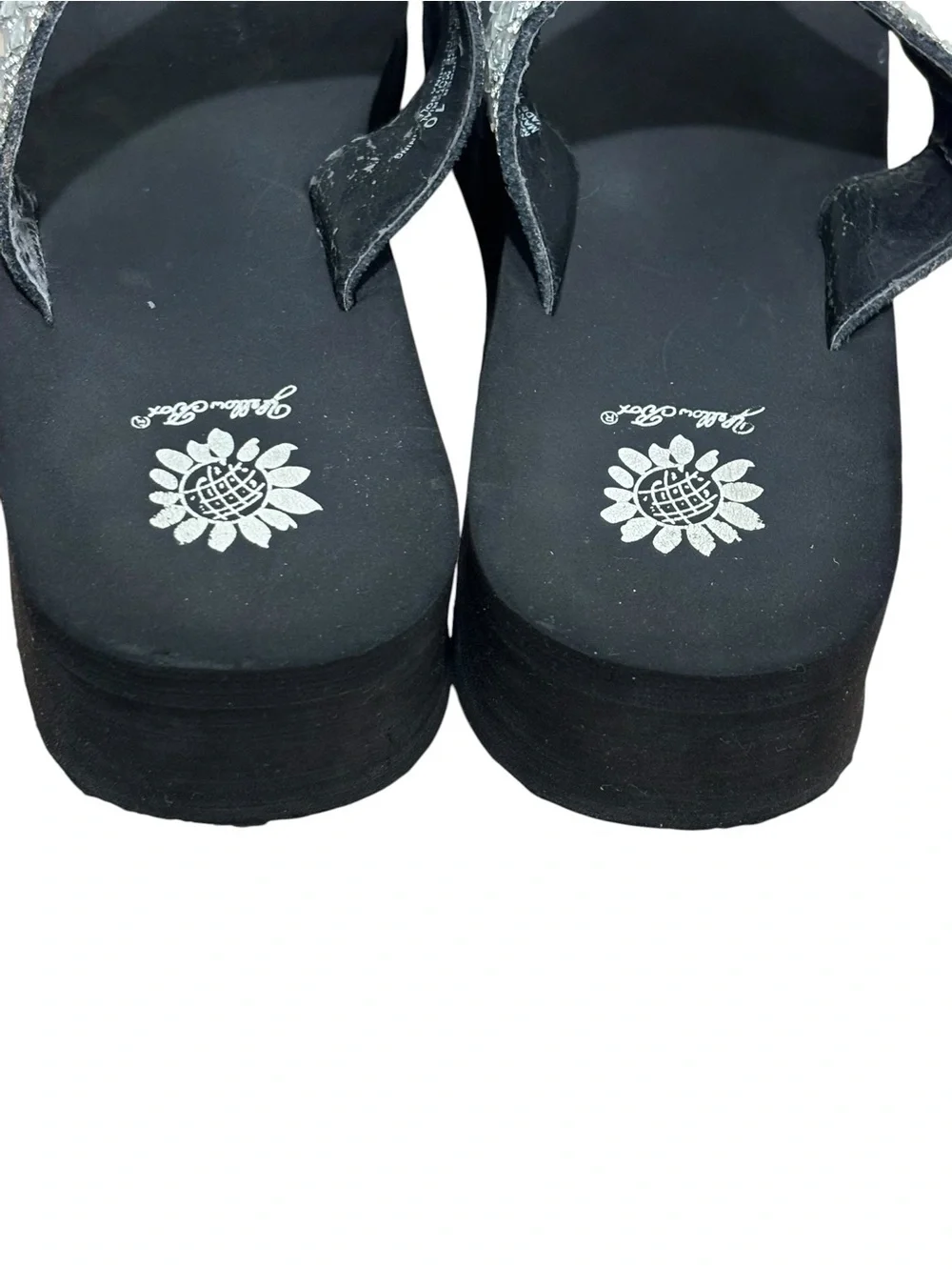 Yellow Box Black Sandals with Silver Beaded Straps Size 10 - Picture 3 of 10
